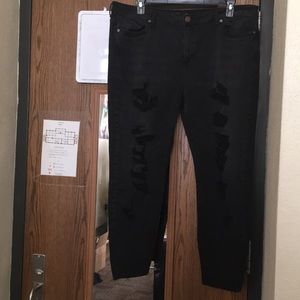 Plus size forever 21 black distressed skinny jeans